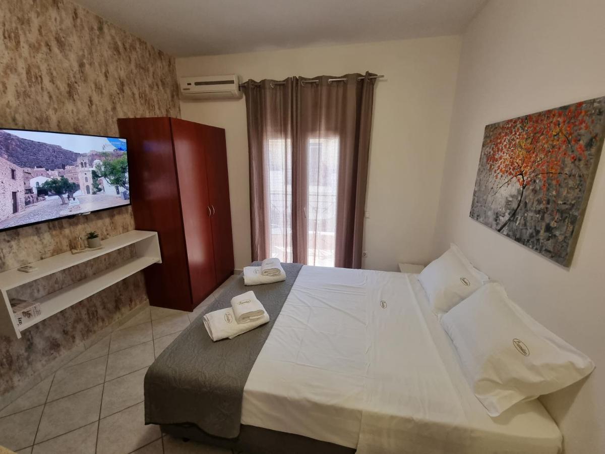 Premium Suites Ofrínio Kültér fotó