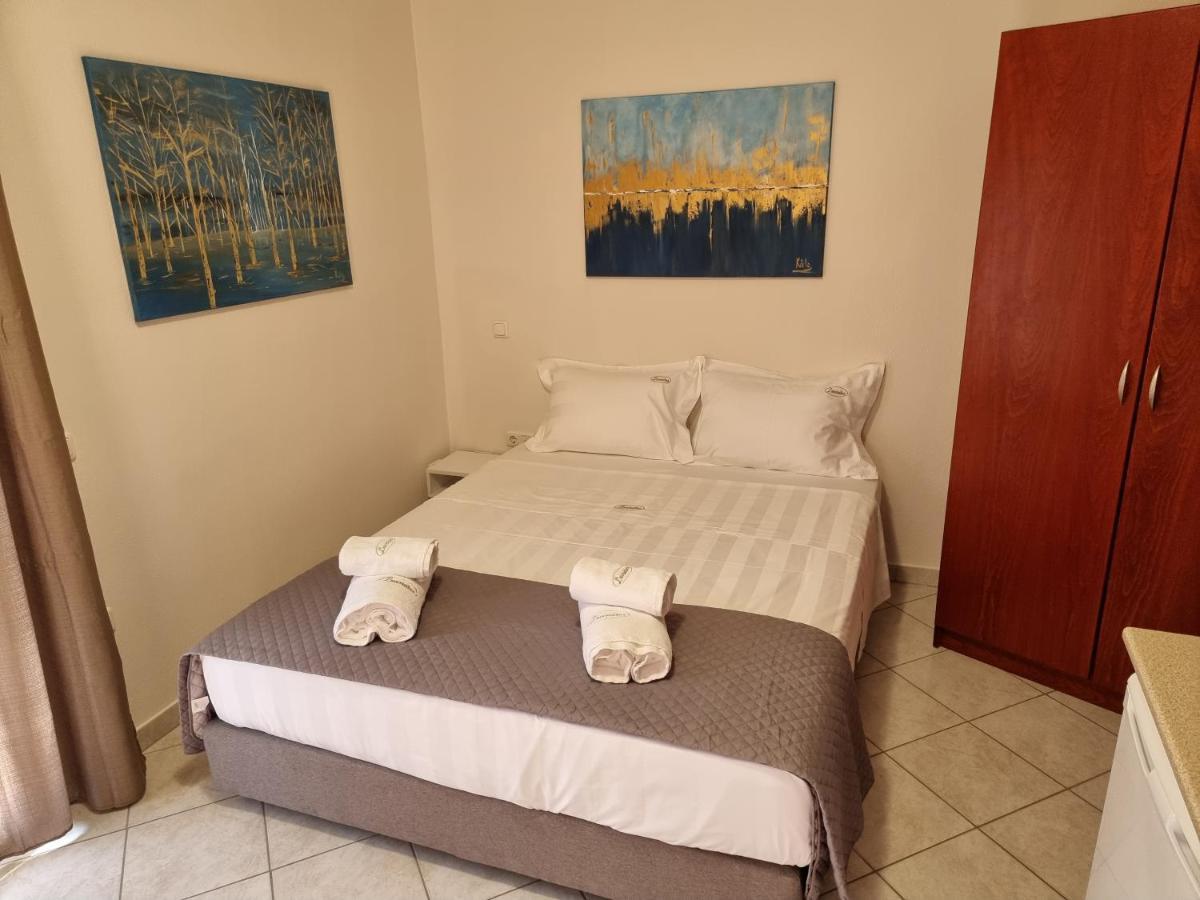 Premium Suites Ofrínio Kültér fotó