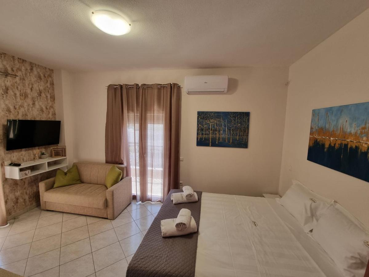 Premium Suites Ofrínio Kültér fotó
