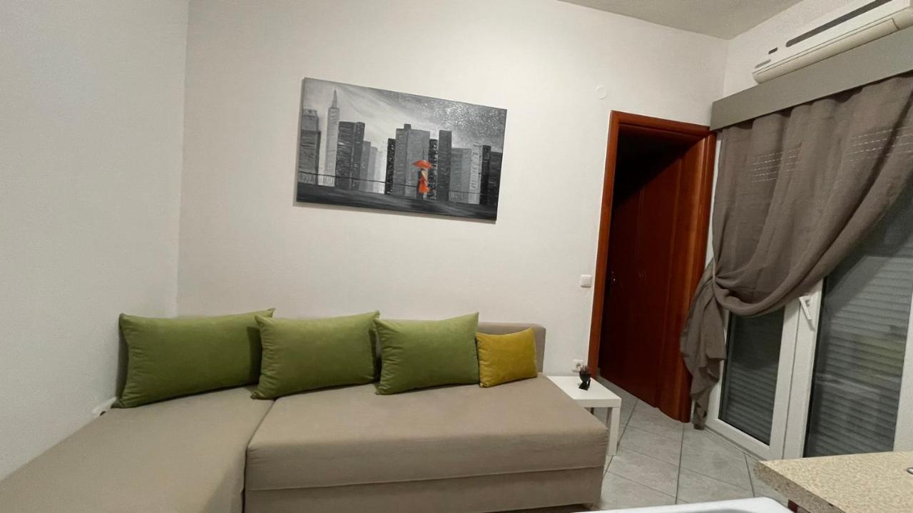 Premium Suites Ofrínio Kültér fotó