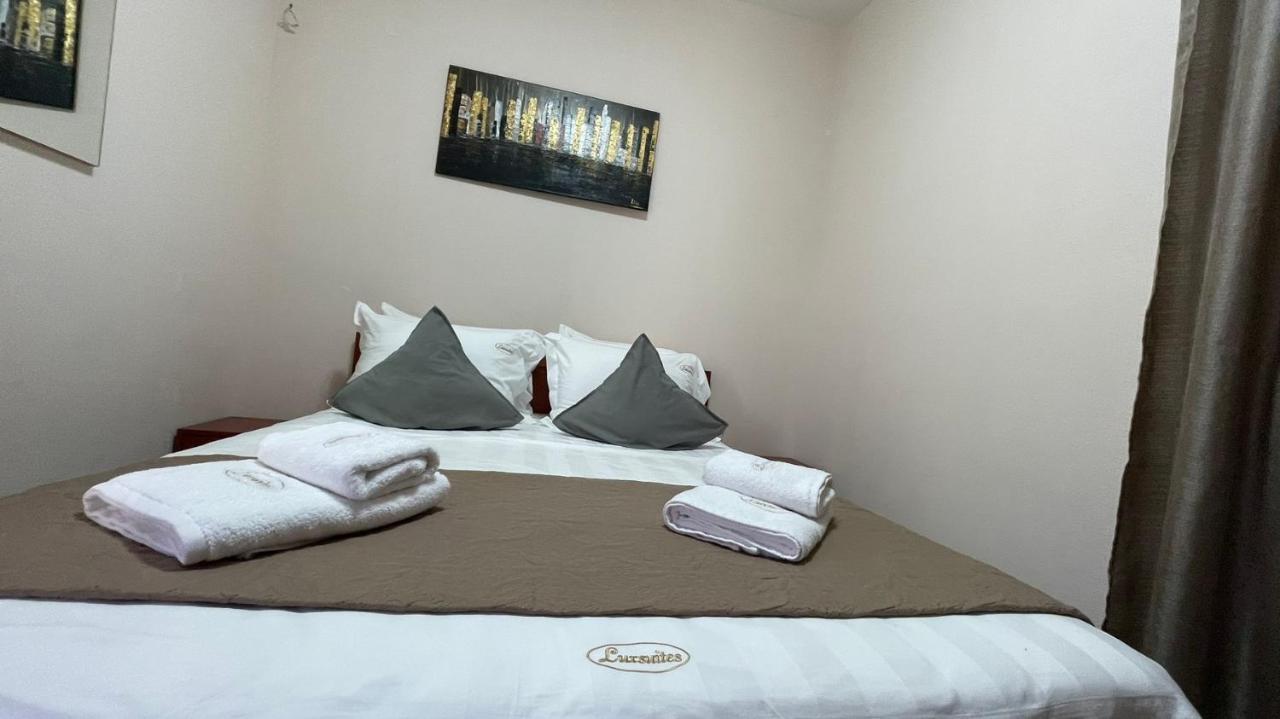 Premium Suites Ofrínio Kültér fotó