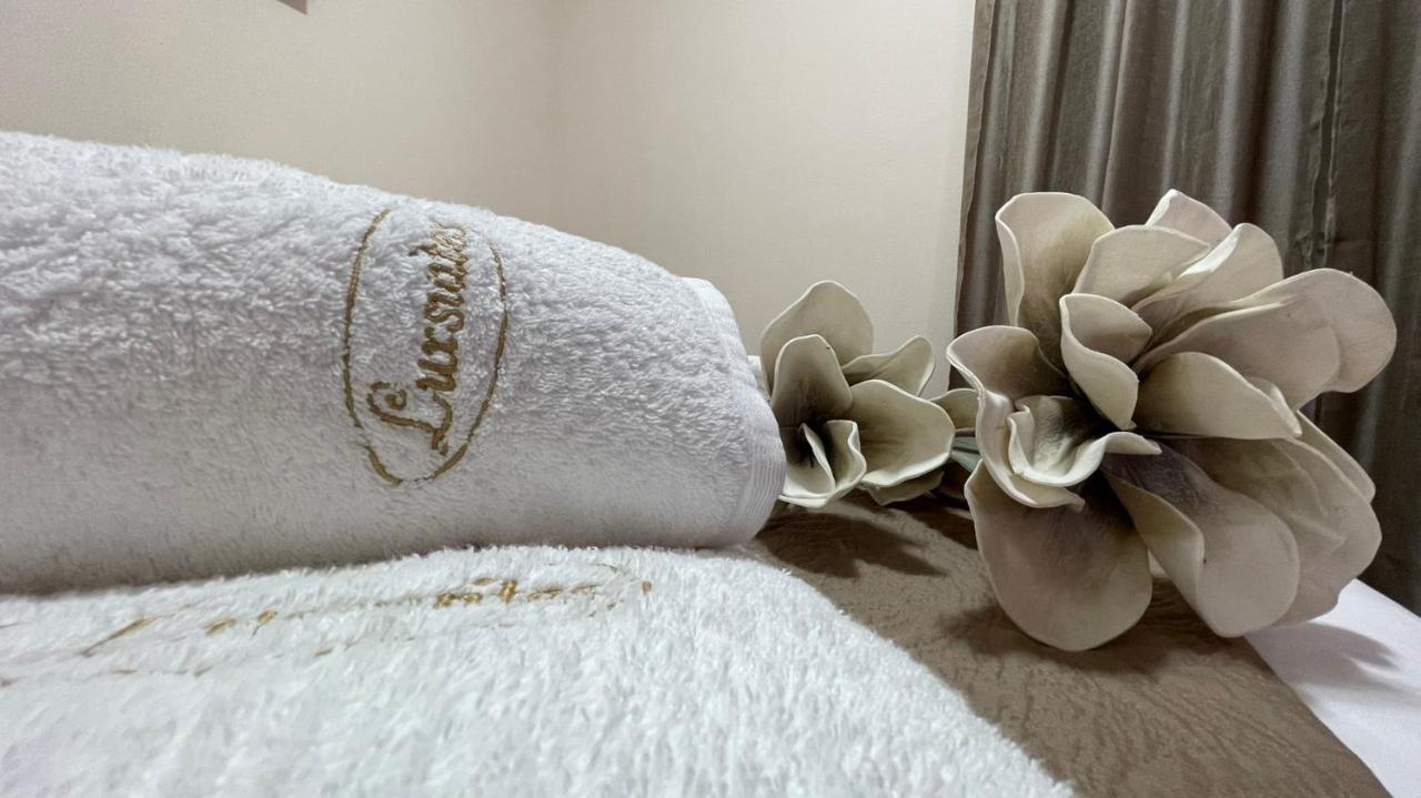 Premium Suites Ofrínio Kültér fotó