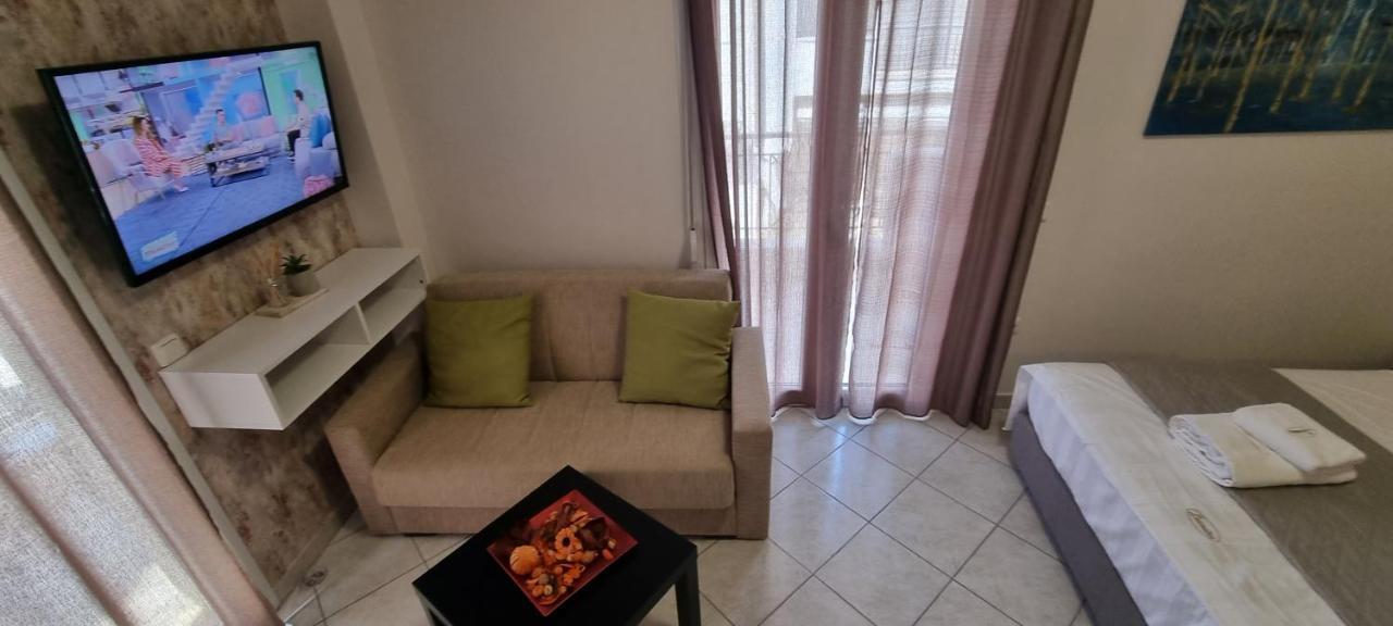 Premium Suites Ofrínio Kültér fotó